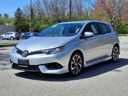 2016 Scion iM Base