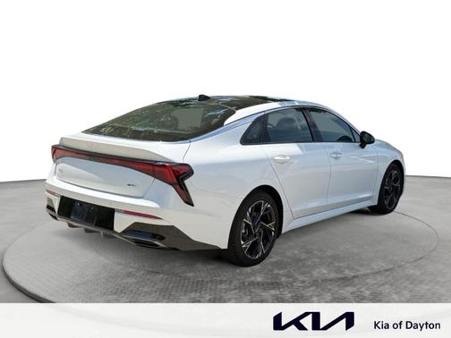 Snow White Pearl 2025 Kia K5 GT-Line