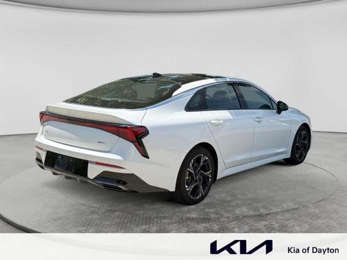 Snow White Pearl 2025 Kia K5 GT-Line