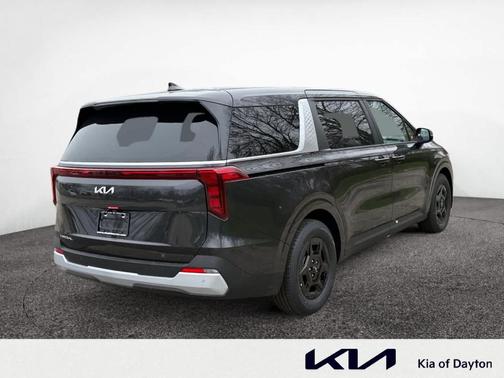 Metal 2026 Kia Carnival LX