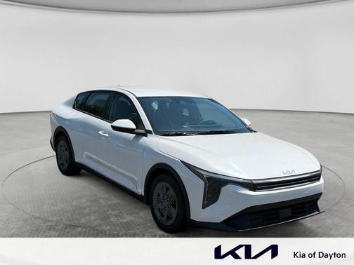 Snow White Pearl 2026 Kia K4 LX