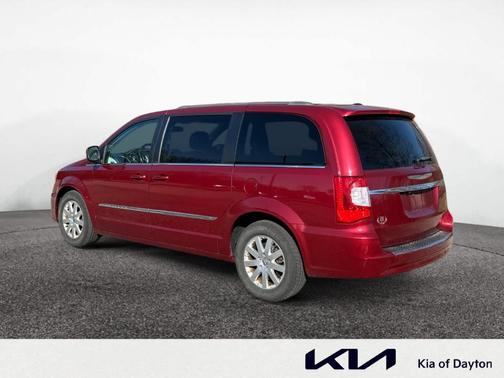 2013 Chrysler Town & Country Touring