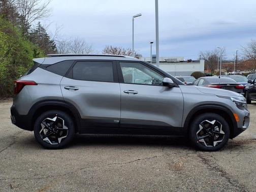 2025 Kia Seltos S