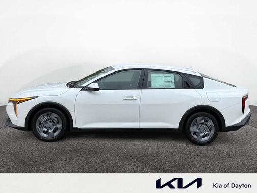 2026 Kia K4 LX