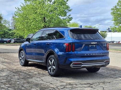 2022 Kia Sorento S