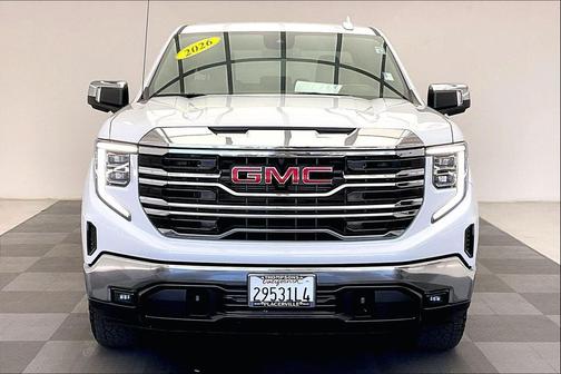 Glacier White Tricoat 2026 GMC Sierra 1500 SLT