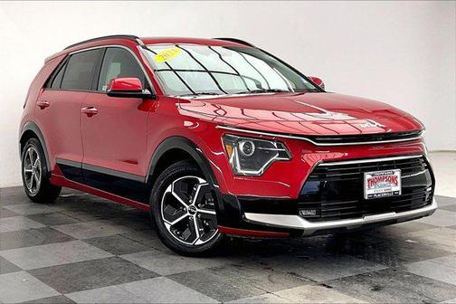 2023 Kia Niro SX