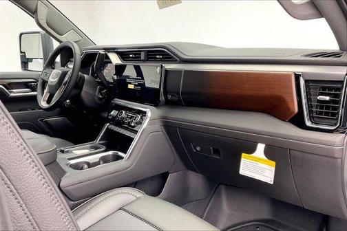 2026 GMC Sierra 3500 Denali