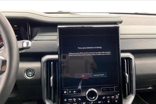 2025 GMC Acadia AWD AT4
