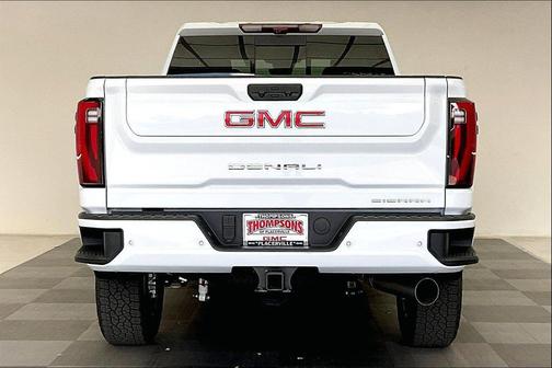 Glacier White Tricoat 2026 GMC Sierra 2500 Denali