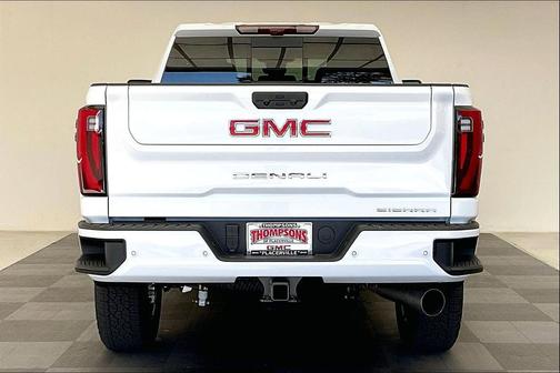 Glacier White Tricoat 2026 GMC Sierra 2500 Denali