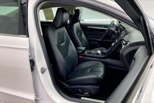 2020 Ford Fusion Plug-In Hybrid Titanium