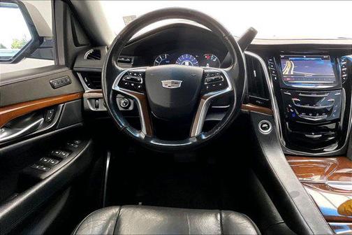Radiant Silver Metallic 2019 Cadillac Escalade ESV Luxury