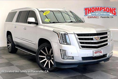 Radiant Silver Metallic 2019 Cadillac Escalade ESV Luxury