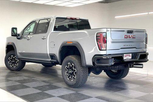 2026 GMC Sierra 2500 AT4