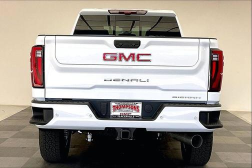 Glacier White Tricoat 2026 GMC Sierra 2500 Denali