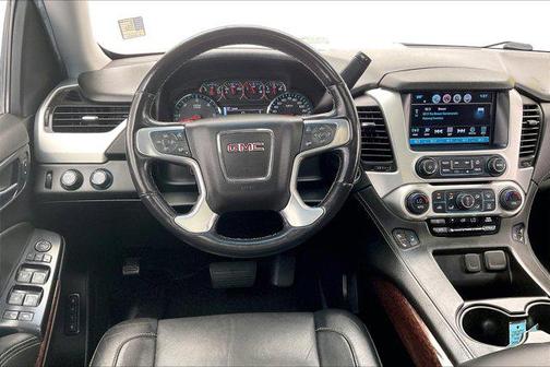 2020 GMC Yukon SLT