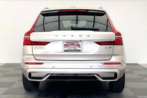 2025 Volvo XC60 B5 Plus