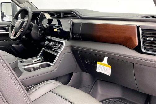 2026 GMC Sierra 3500 Denali