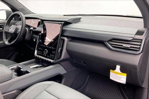 2026 GMC Acadia AWD AT4