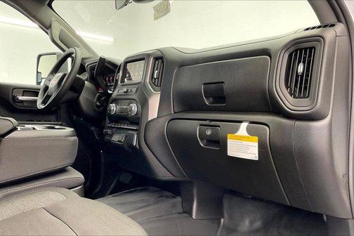 GAZ SUMMIT WHITE 2026 GMC Sierra 2500 Pro
