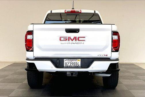 2024 GMC Canyon AT4