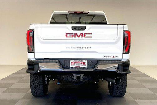 2025 GMC Sierra 2500 AT4