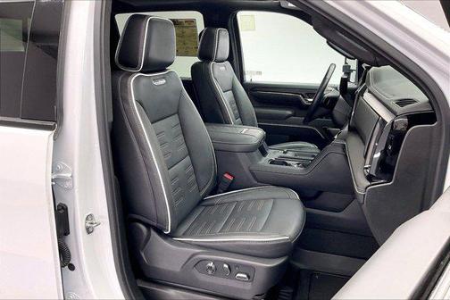 2024 GMC Sierra 2500 AT4