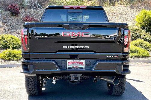 2025 GMC Sierra 2500 AT4