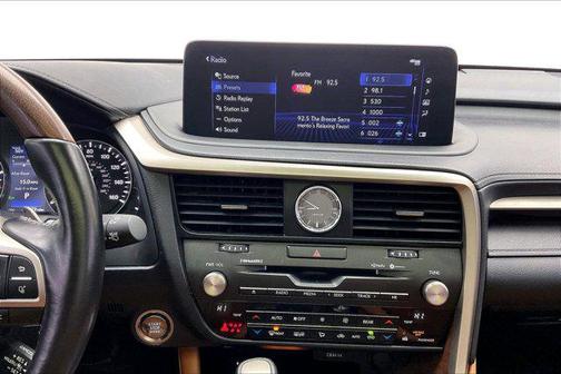 2022 Lexus RX 350L Base