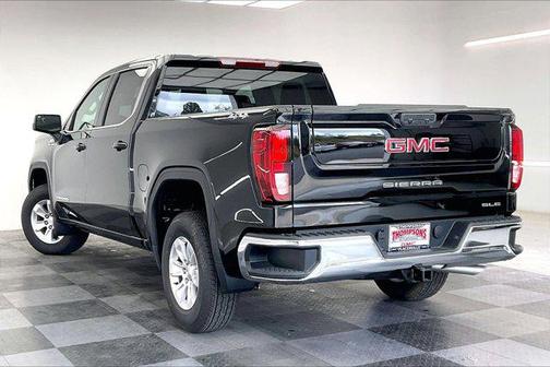 Onyx Black 2026 GMC Sierra 1500 SLE