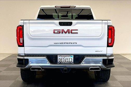 2022 GMC Sierra 1500 SLT