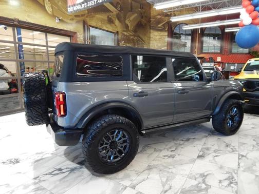 2022 Ford Bronco Black Diamond