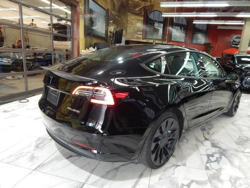 2022 Tesla Model 3 Performance