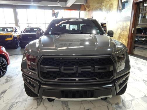 2020 Ford F-150 Raptor