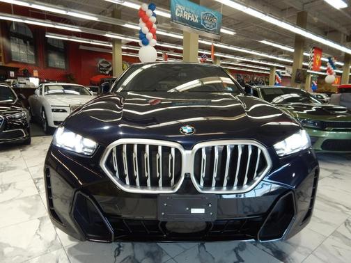 2025 BMW X6 xDrive40i