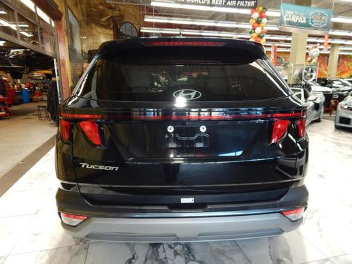 2025 Hyundai TUCSON SEL