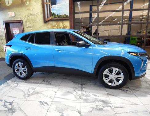 2025 Chevrolet Trax LS