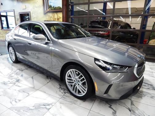 2024 BMW 530 i xDrive