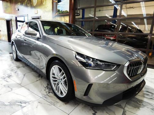 2024 BMW 530 i xDrive