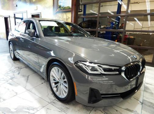 2022 BMW 530 i xDrive