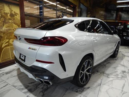 2026 BMW X6 M60i