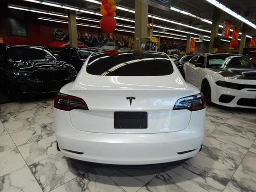 2020 Tesla Model 3 Performance
