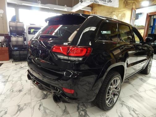 2021 Jeep Grand Cherokee SRT