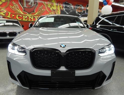 2024 BMW X4 xDrive30i