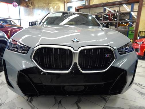 2026 BMW X6 M60i