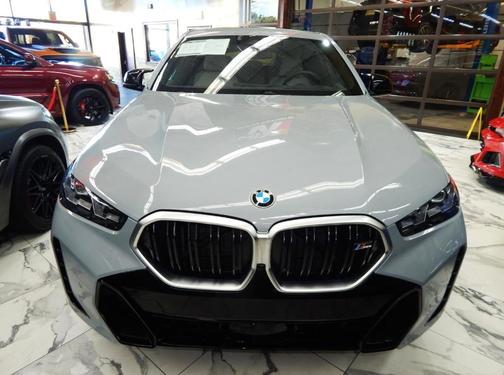 2026 BMW X6 M60i