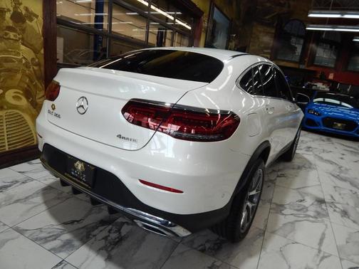 2021 Mercedes-Benz GLC 300 4MATIC Coupe