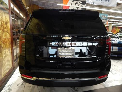 2026 Chevrolet Suburban LS