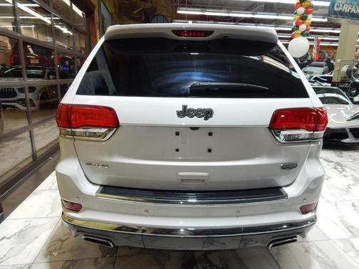 2021 Jeep Grand Cherokee Summit